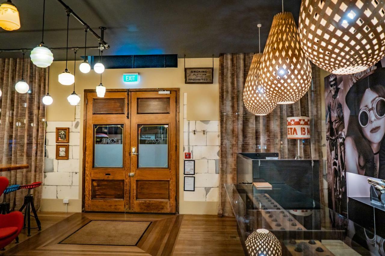 Poshtel Hotel Oamaru Eksteriør billede