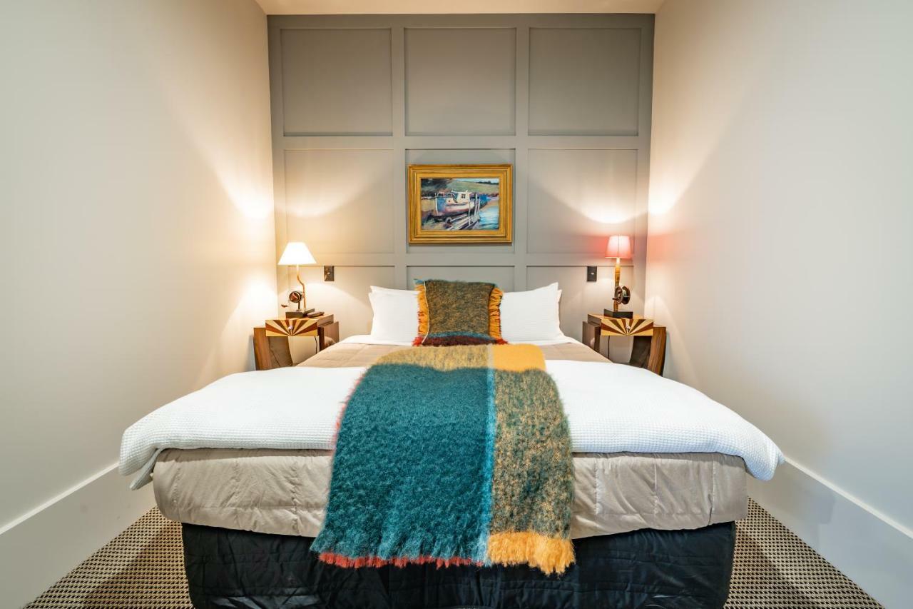 Poshtel Hotel Oamaru Værelse billede